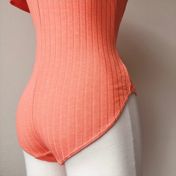 Candie’s medium off shoulder bodysuit - Picture 6 of 8